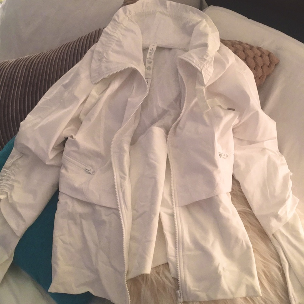 Lululemon athletica windbreaker/jacket
